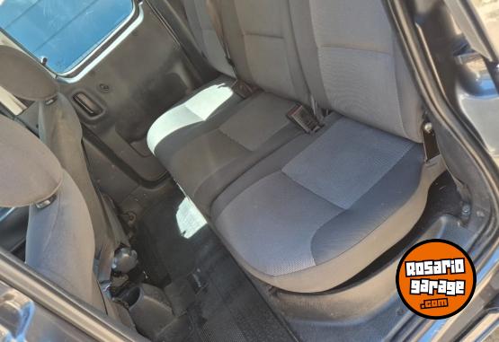 Utilitarios - Peugeot Partner 1ra mano permuto 2014 Nafta 140000Km - En Venta