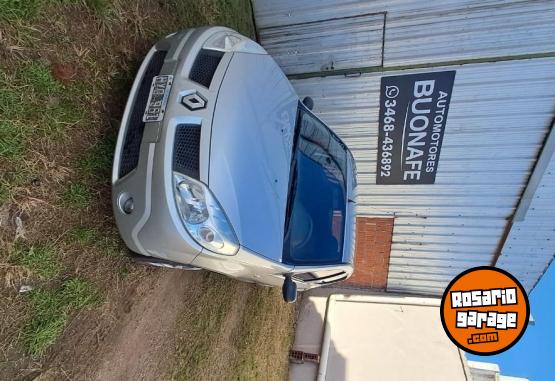 Autos - Renault Sandero 2009 Nafta 250000Km - En Venta