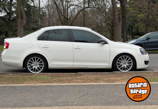 Autos - Volkswagen Vento 2010 Nafta 144000Km - En Venta
