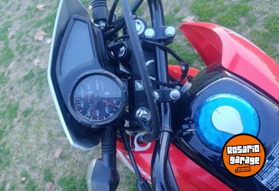 Motos - Honda XR 2024 Nafta 2800Km - En Venta