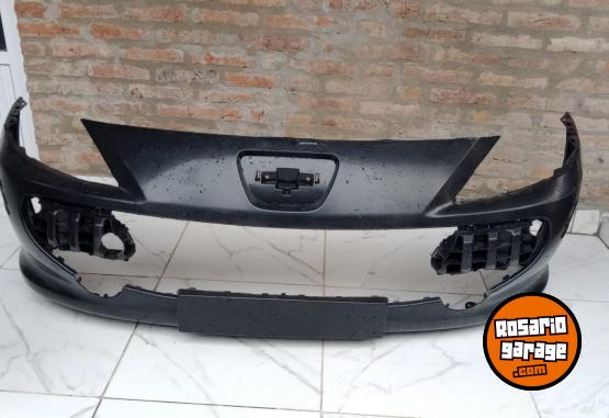 Accesorios para Autos - Vendo paragolpe nuevo de Peugeot 307 - En Venta