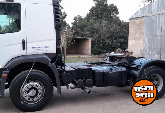 Camiones y Grúas - Volkswagen Constellation 17 250 - En Venta
