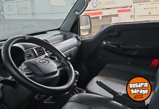 Camiones y Gr�as - Kia K2500 2.5 Aa Caja Nacional - En Venta