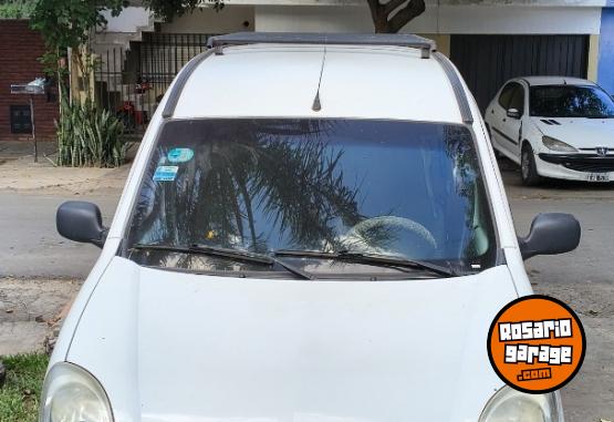 Utilitarios - Renault Kangoo 5a 2015 GNC 170000Km - En Venta