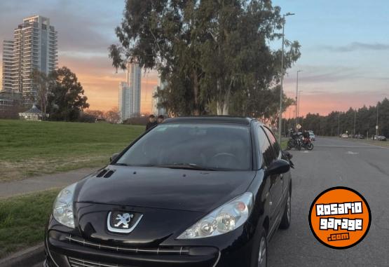 Autos - Peugeot 207 compact XT 2010 Nafta 73000Km - En Venta