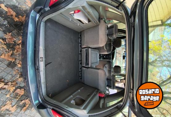 Autos - Renault Senic 2010 Nafta 195000Km - En Venta