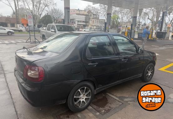 Autos - Fiat Siena 1.4 2014 GNC 520000Km - En Venta