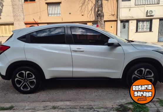 Autos - Honda Honda hrv 2da mano permut 2015 Nafta 130000Km - En Venta