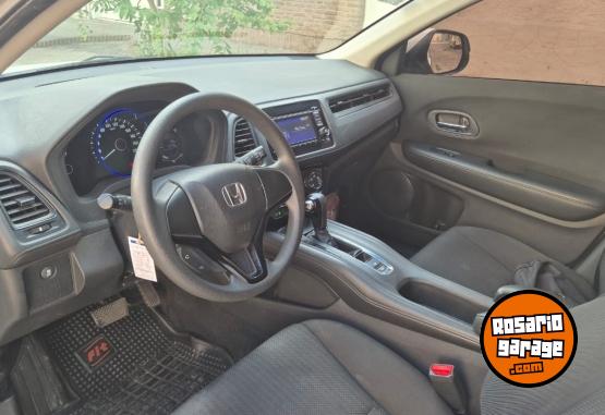 Autos - Honda Honda hrv 2da mano permut 2015 Nafta 130000Km - En Venta