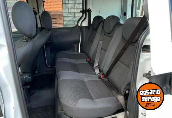 Utilitarios - Peugeot Parnerth HDI 2018 Diesel 140000Km - En Venta