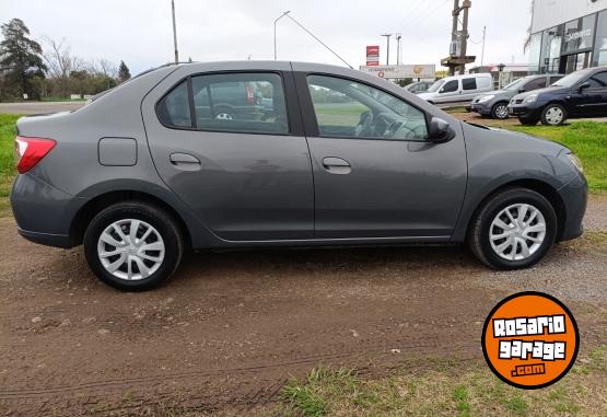 Autos - Renault Logan 2016 GNC 140000Km - En Venta