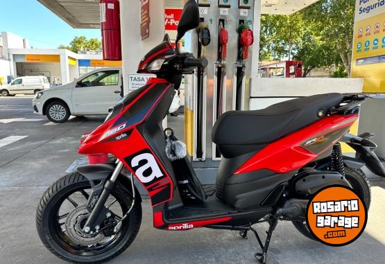 Motos - Aprilia SR 160 2025 Nafta 7700Km - En Venta