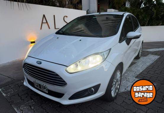 Autos - Ford Fiesta 2015 GNC 161000Km - En Venta