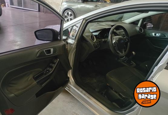 Autos - Ford Fiesta 2016 Nafta 151000Km - En Venta