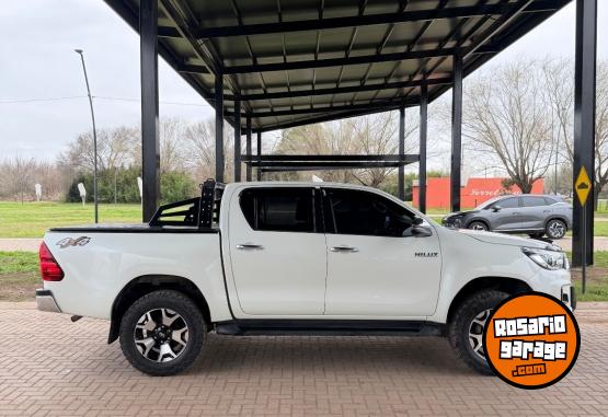 Camionetas - Toyota Hilux 2019 Diesel 120000Km - En Venta