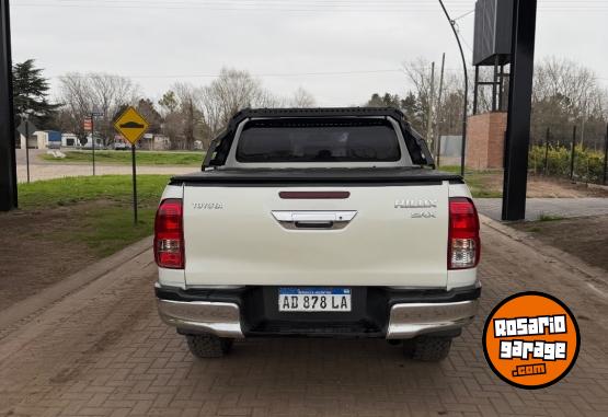 Camionetas - Toyota Hilux 2019 Diesel 120000Km - En Venta