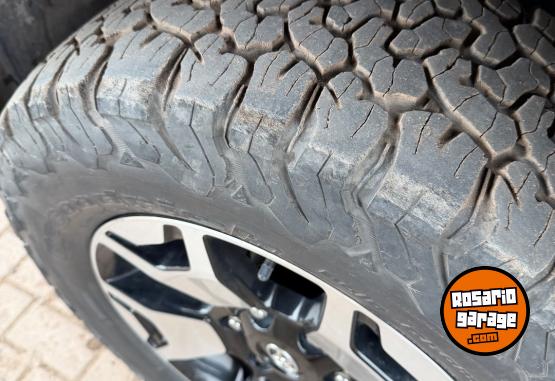 Camionetas - Toyota Hilux 2019 Diesel 120000Km - En Venta