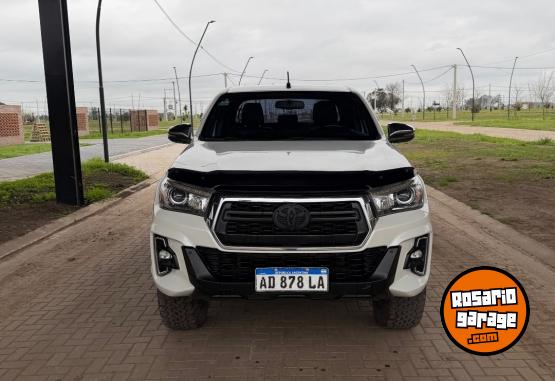 Camionetas - Toyota Hilux 2019 Diesel 120000Km - En Venta