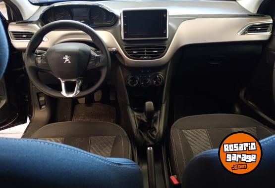 Autos - Peugeot 208 2018 Nafta 108000Km - En Venta