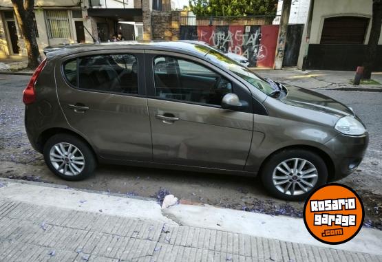 Autos - Fiat Palio essence 1.6 2015 Nafta 149000Km - En Venta