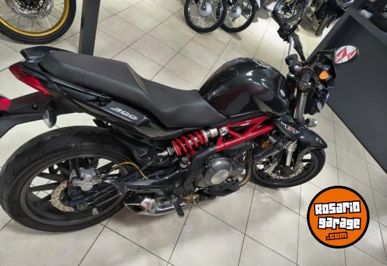 Motos - Benelli 300 2017 Nafta 19300Km - En Venta