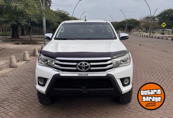 Camionetas - Toyota HILUX DC SRX 2.8 TDI 2016 Diesel - En Venta