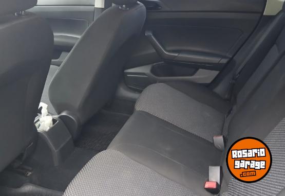 Autos - Volkswagen Virtus trendline 2020 Nafta 89000Km - En Venta