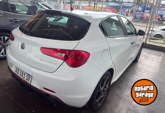 Autos - Alfa Romeo GIULIETTA 1.8 VELOCE 2019 Nafta 98388Km - En Venta