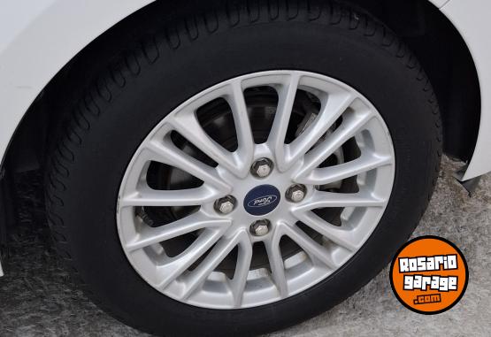 Autos - Ford KA 1.5 SEL SEDAN 2020 Nafta 95102Km - En Venta