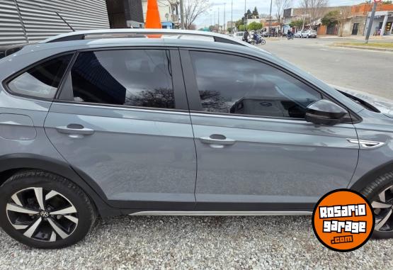 Autos - Volkswagen NIVUS HIGHLINE 2021 Nafta 110000Km - En Venta