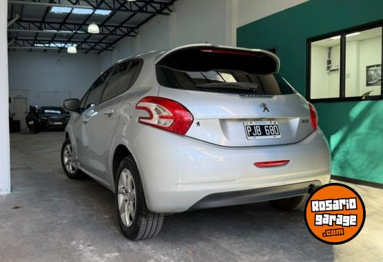 Autos - Peugeot 208 Allure 2015 Nafta 100000Km - En Venta