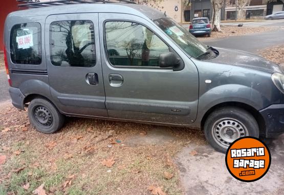 Utilitarios - Renault Kangoo 2017 GNC 188000Km - En Venta