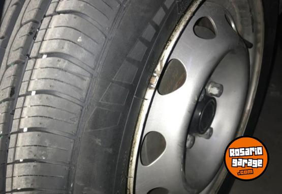Utilitarios - Fiat fiorinino fire 8 valvulas 2020 GNC 96000Km - En Venta