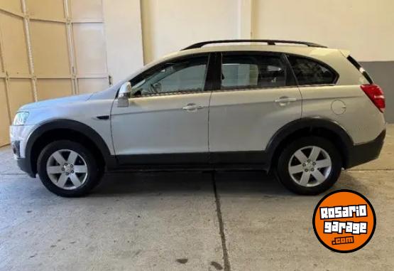 Camionetas - Chevrolet CAPTIVA LS 7 ASIENTOS 2016 Nafta 135000Km - En Venta