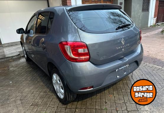 Autos - Renault Sandero Expression 2015 Nafta 68000Km - En Venta