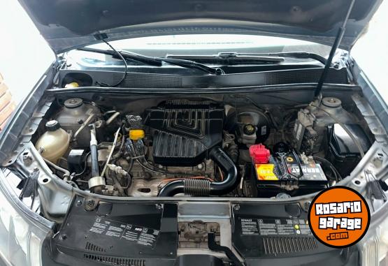 Autos - Renault Sandero Expression 2015 Nafta 68000Km - En Venta
