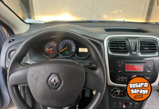 Autos - Renault Sandero Expression 2015 Nafta 68000Km - En Venta