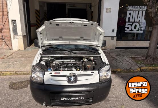 Utilitarios - Peugeot Partner 2022 Diesel 70000Km - En Venta
