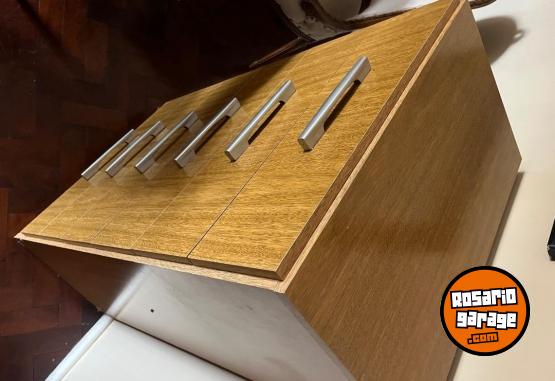 Hogar - Conjunto mesas de luz y cajonera - En Venta
