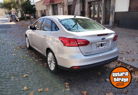 Autos - Ford Focus titanium 2016 Nafta 159000Km - En Venta