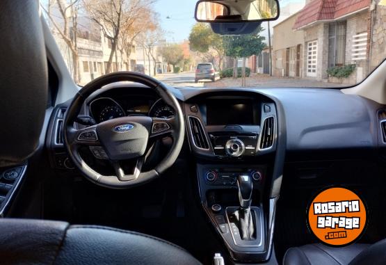 Autos - Ford Focus titanium 2016 Nafta 159000Km - En Venta