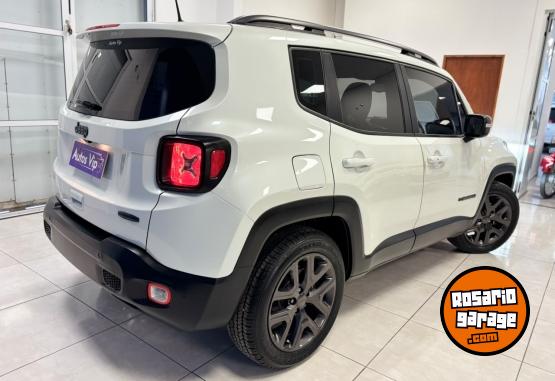 Camionetas - Jeep RENEGADE LONGITUDE 1.8 AT 2022 Nafta 69000Km - En Venta