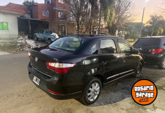 Autos - Fiat Grand Siena 2013 GNC 510000Km - En Venta