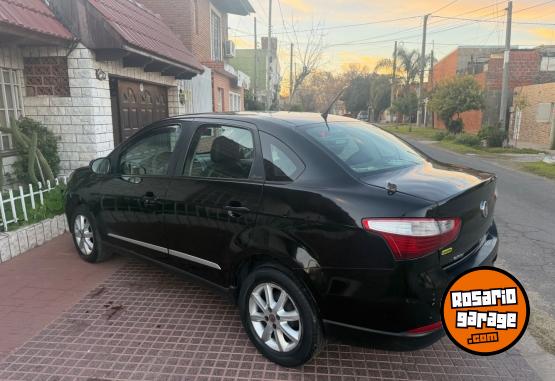 Autos - Fiat Grand Siena 2013 GNC 510000Km - En Venta