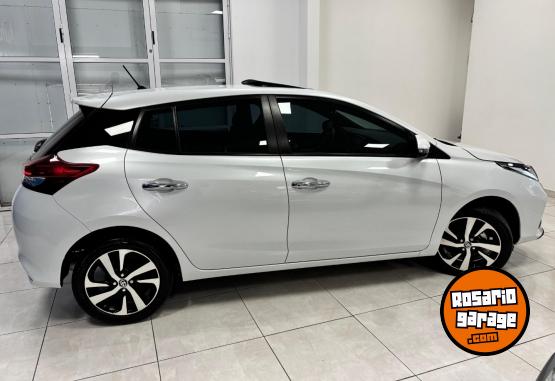 Autos - Toyota YARIS - S 2023 Nafta 38000Km - En Venta