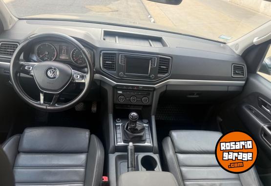 Camionetas - Volkswagen Amarok highline 2021 Diesel 170000Km - En Venta