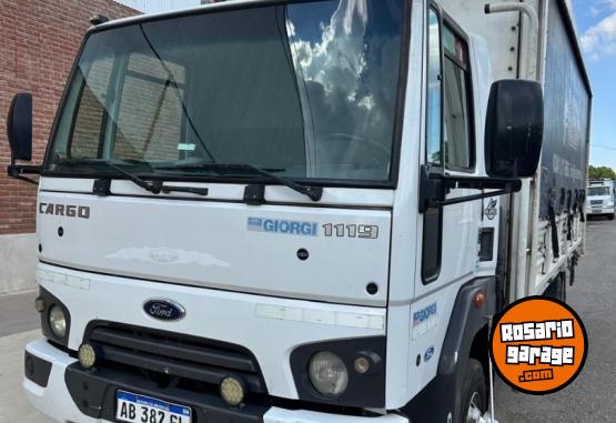Camiones y Gr�as - Ford cargo 1119 - En Venta