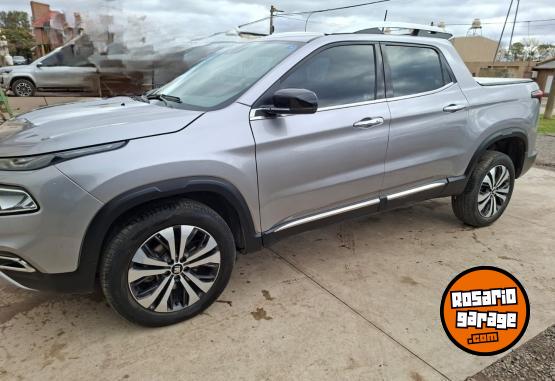 Camionetas - Fiat Toro volcano 2024 Nafta 23000Km - En Venta