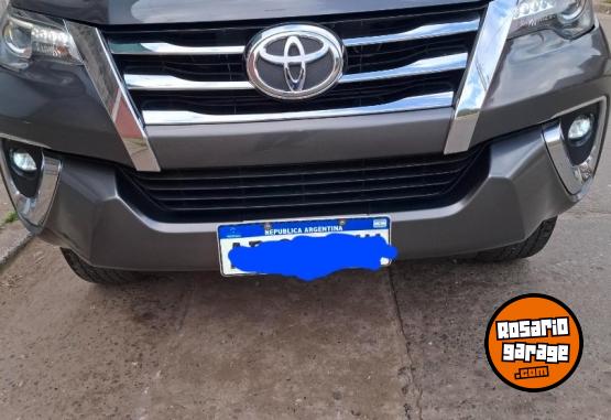 Camionetas - Toyota SW4 2019 Diesel 78500Km - En Venta