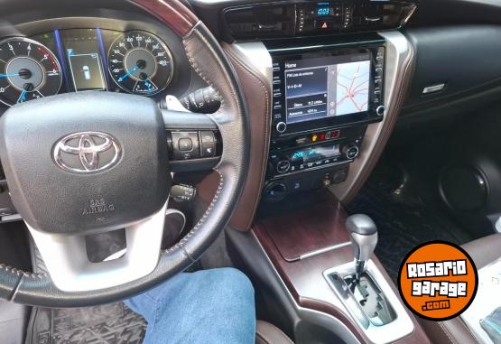 Camionetas - Toyota SW4 2019 Diesel 78500Km - En Venta
